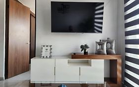 Departamento Nuevo Y Centrico Con Ambiente Familiar En Guadalajara