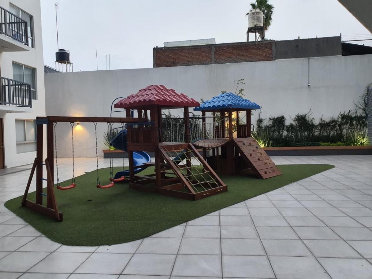Apartamento Departamento Nuevo Y Centrico Con Ambiente Familiar En Guadalajara Exterior foto