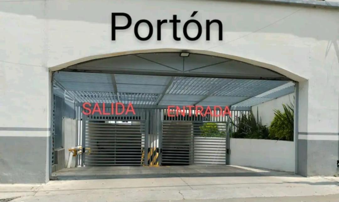 Apartamento Departamento Nuevo Y Centrico Con Ambiente Familiar En Guadalajara Exterior foto